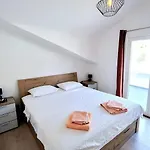 Tutti Apartament Szybenik